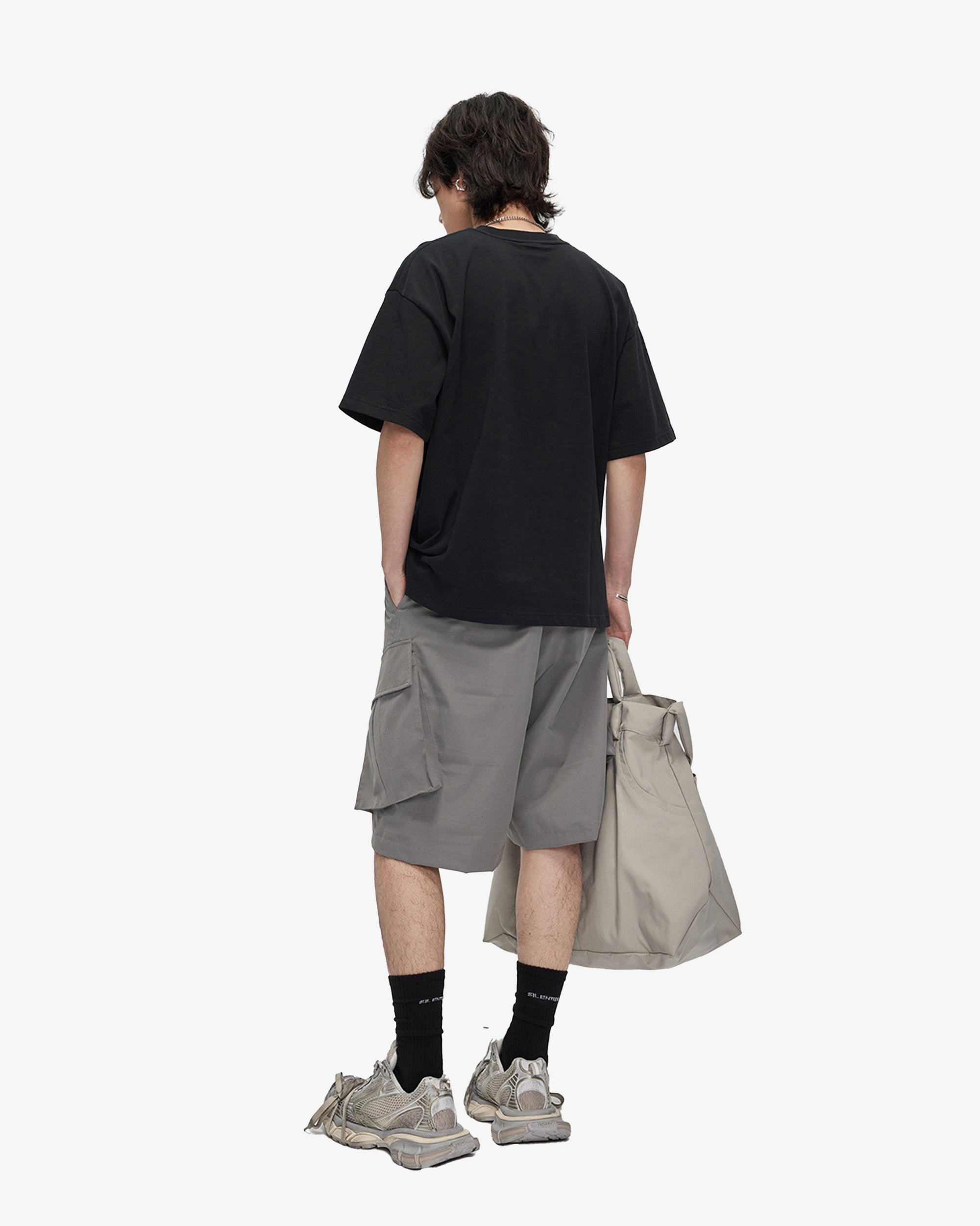 Anti Wrinkle Mid-Rise Cargo Shorts