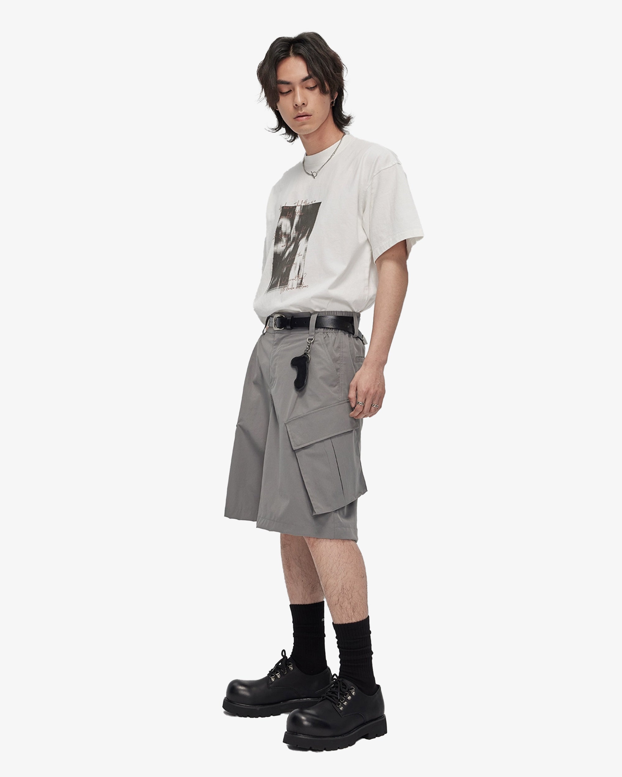 Anti Wrinkle Mid-Rise Cargo Shorts