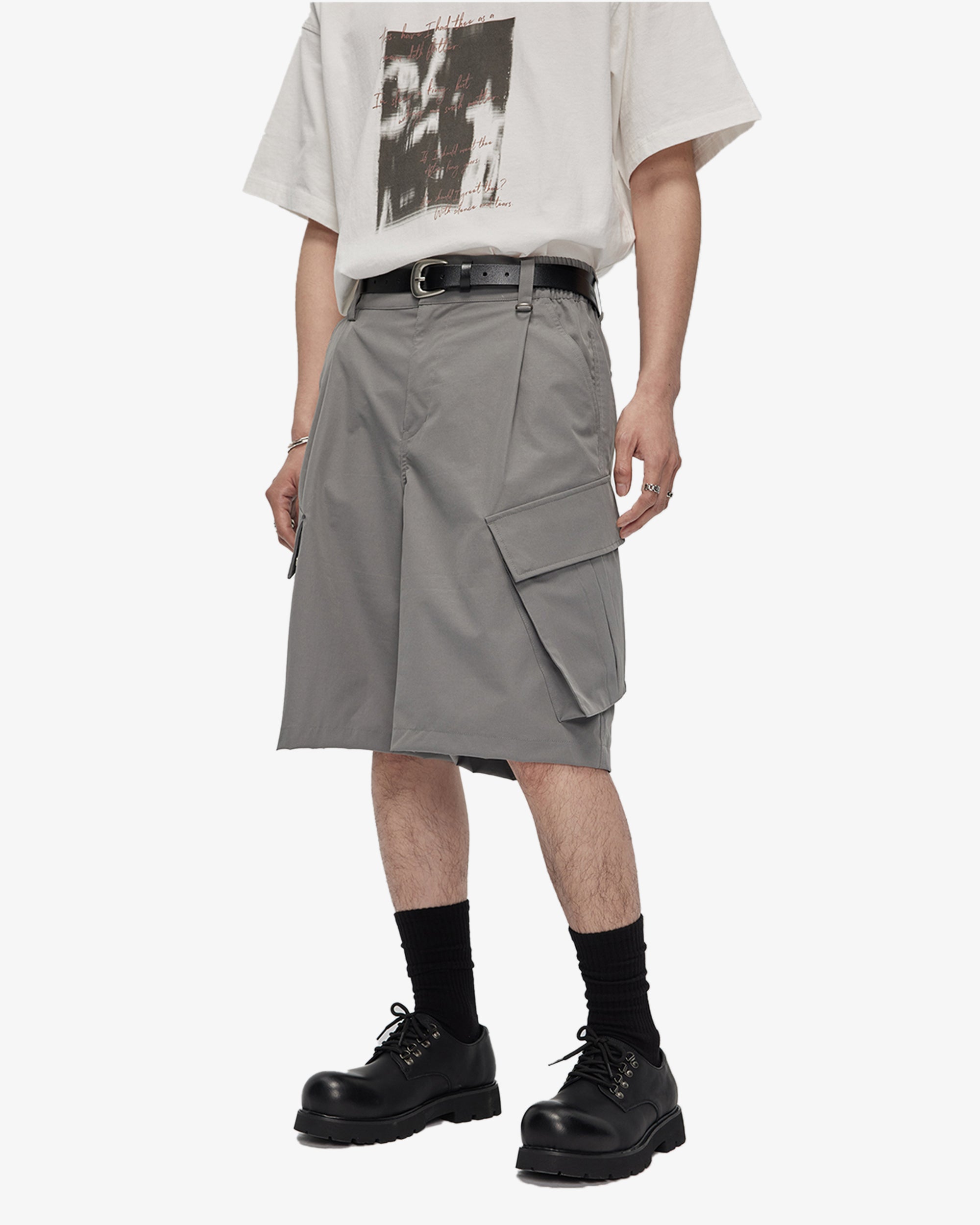 Anti Wrinkle Mid-Rise Cargo Shorts